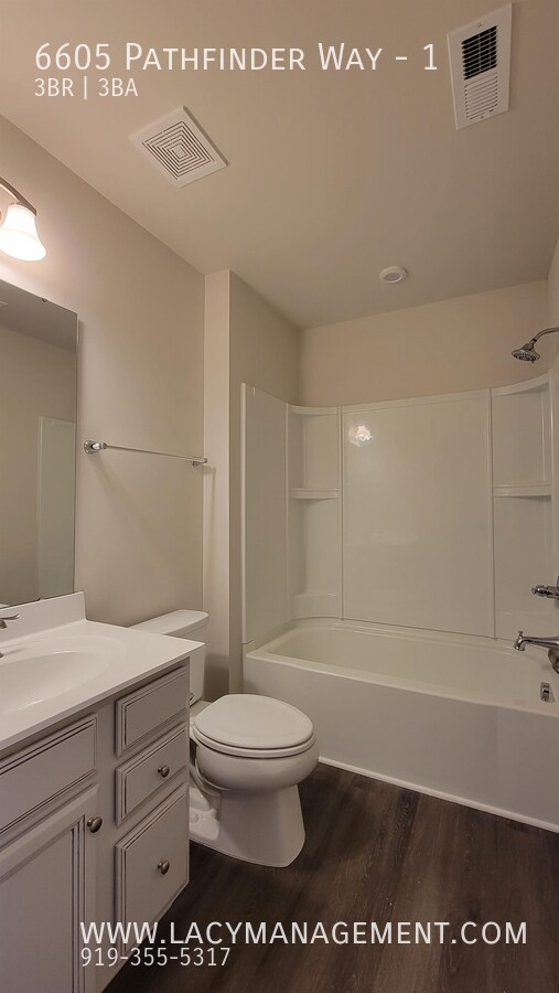 Building Photo - 6605 Pathfinder Wy