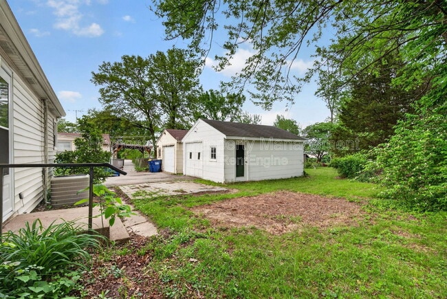 Building Photo - 410 McKinley Ave