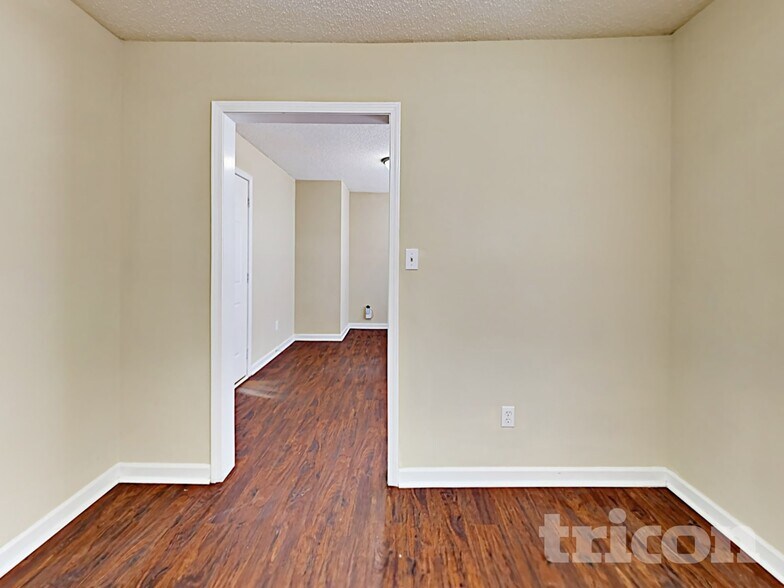 Building Photo - 6728 Chesepeake Trail