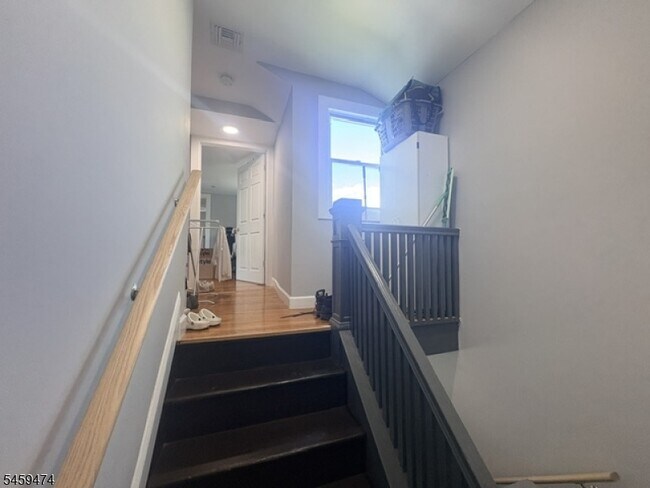 Building Photo - 222 Boston Ave