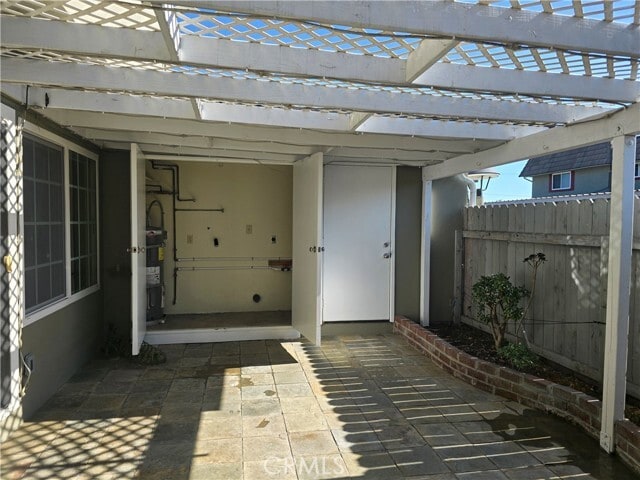 Building Photo - 4756 Larwin Ave