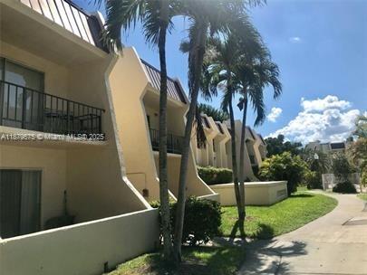 Building Photo - 13898 SW 90th Ave