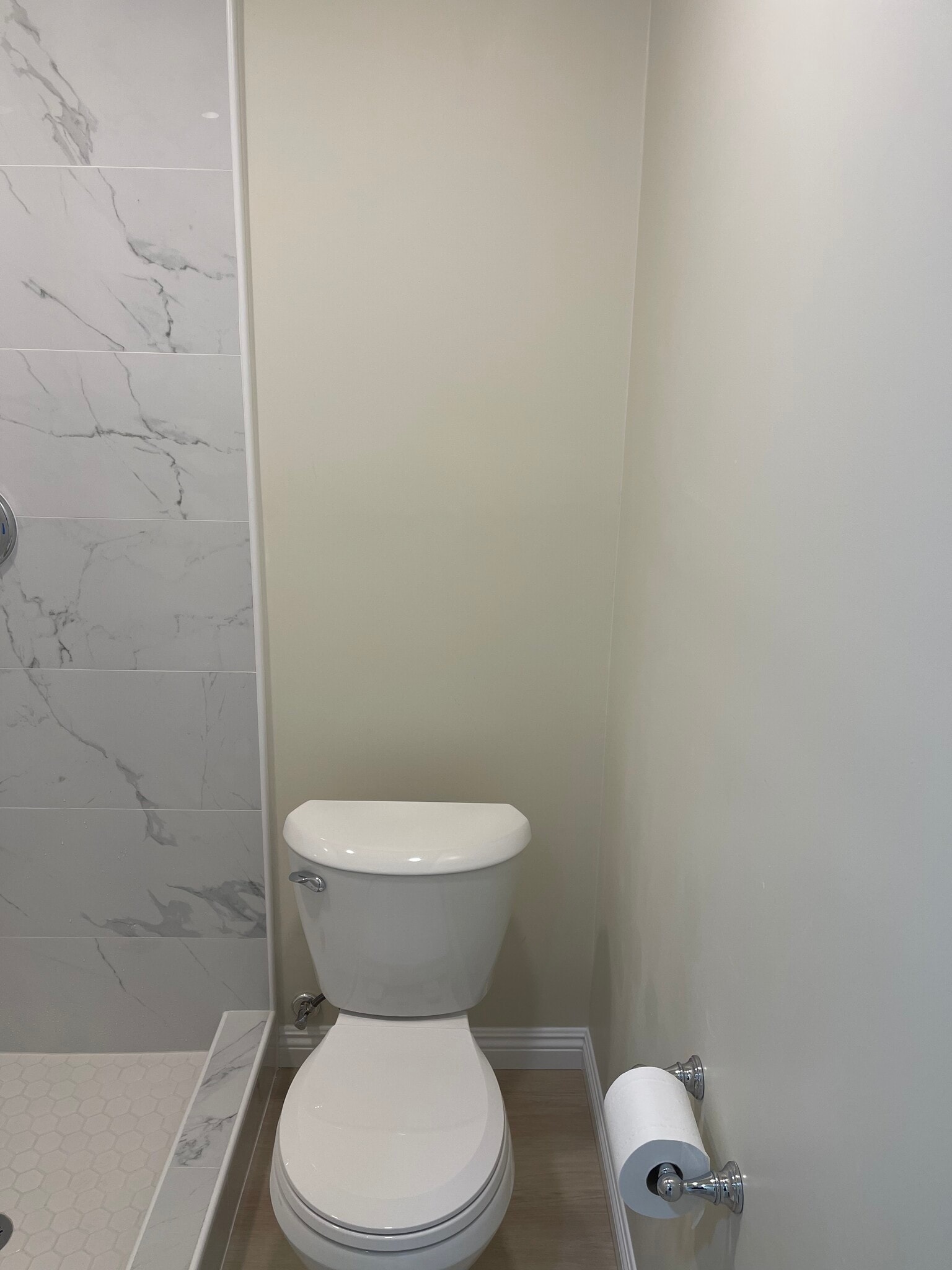 Building Photo - 7860 Port Royale Dr