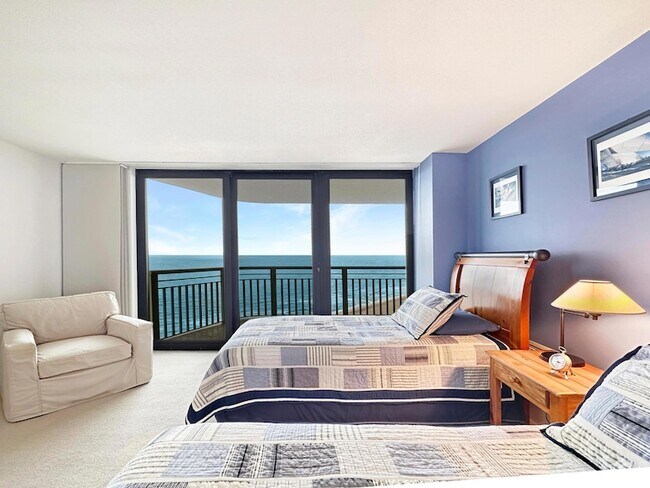 Building Photo - 3000 N Ocean Dr