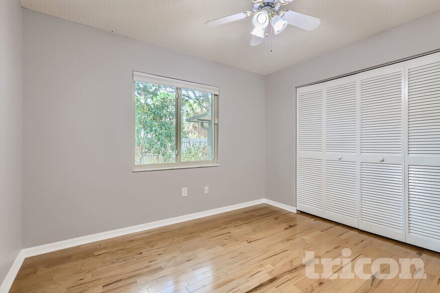 Building Photo - 2008 59th Cir S