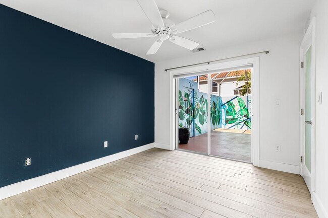 Building Photo - ** COURTYARDS AT QUAIL WOODS ** 2 BED + DEN / 2 BATH - TOWNHOME - NORTH NAPLES - ANNUAL RENTAL