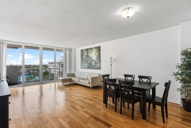 Building Photo - 5599 Collins Ave
