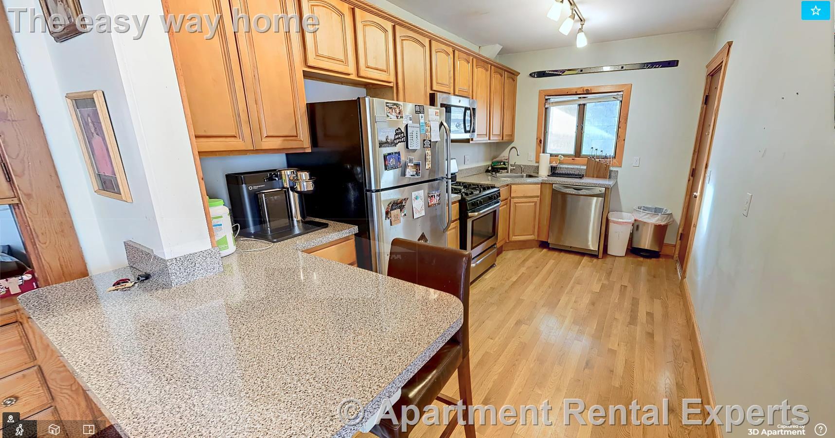 Building Photo - 18 Bond St