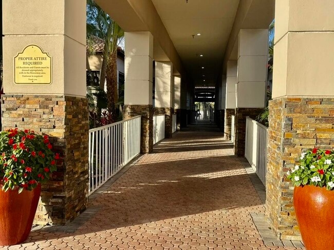 Building Photo - 10577 Santa Laguna Dr
