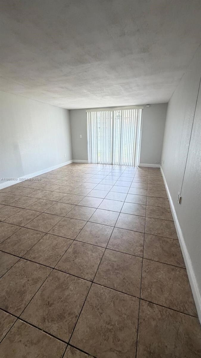 Building Photo - 6980 NW 186th St