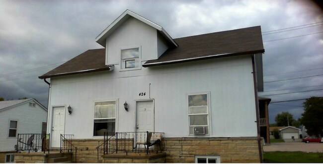 Building Photo - 424 W Cornhusker Hwy