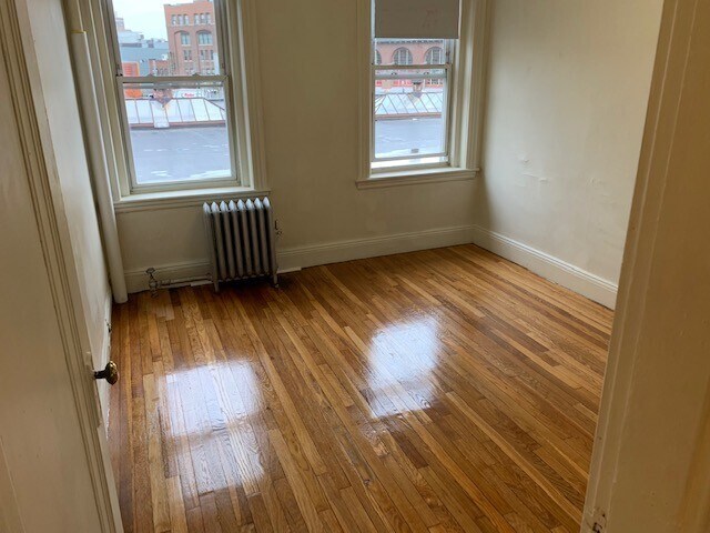 Building Photo - 1185 Boylston St