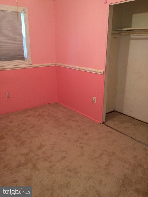 Building Photo - 3622 Forestdale Ave