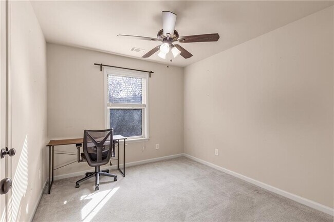 Building Photo - 2309 Oakton Pl