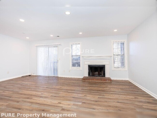 Building Photo - Price Drop Alert!  Fall Rental Specials Av...