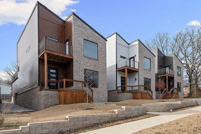 Building Photo - 491 S Happy Hollow Rd