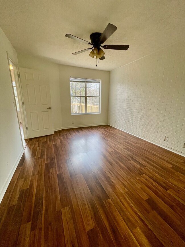 Building Photo - Beautiful 3-Bedroom Home in Prime Goodlettsville Location!