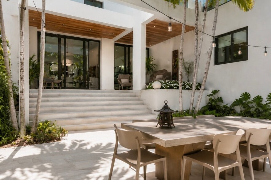 Building Photo - 785 Harbor Dr