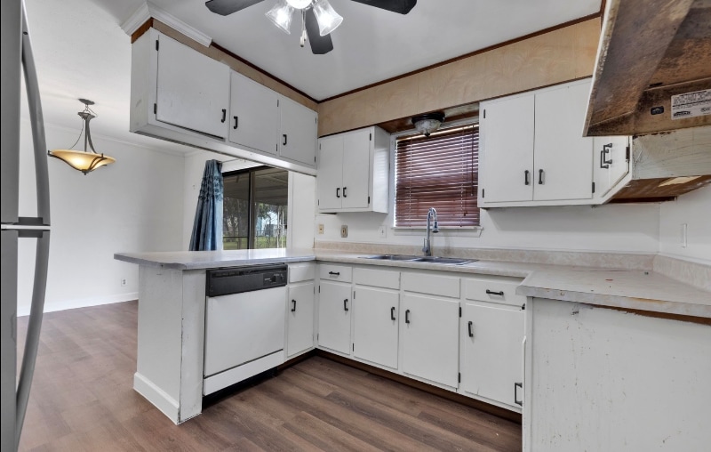 Building Photo - 318 Avalon St