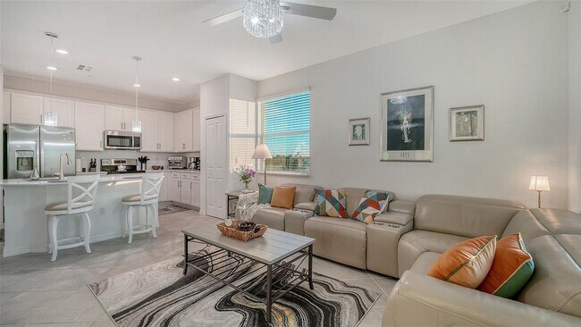 Building Photo - 12140 Wellen Golf St