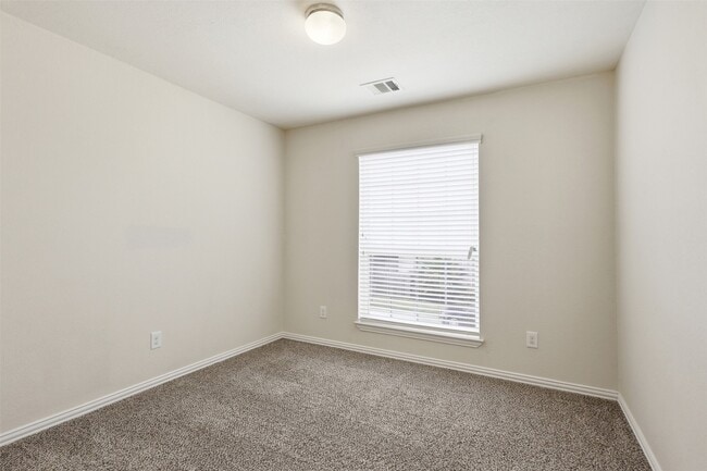 Building Photo - 5103 Dauntless Dr