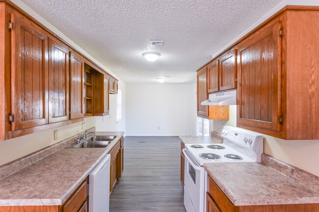 Building Photo - 101 Adirondack Ln