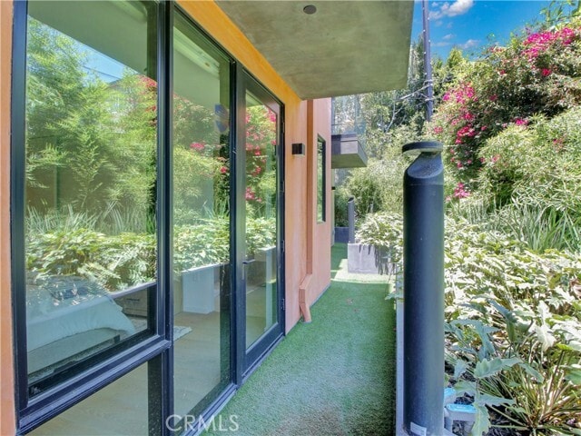 Building Photo - 1618 Hilts Ave