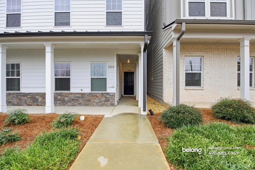 Building Photo - 2106 Irvin Ct