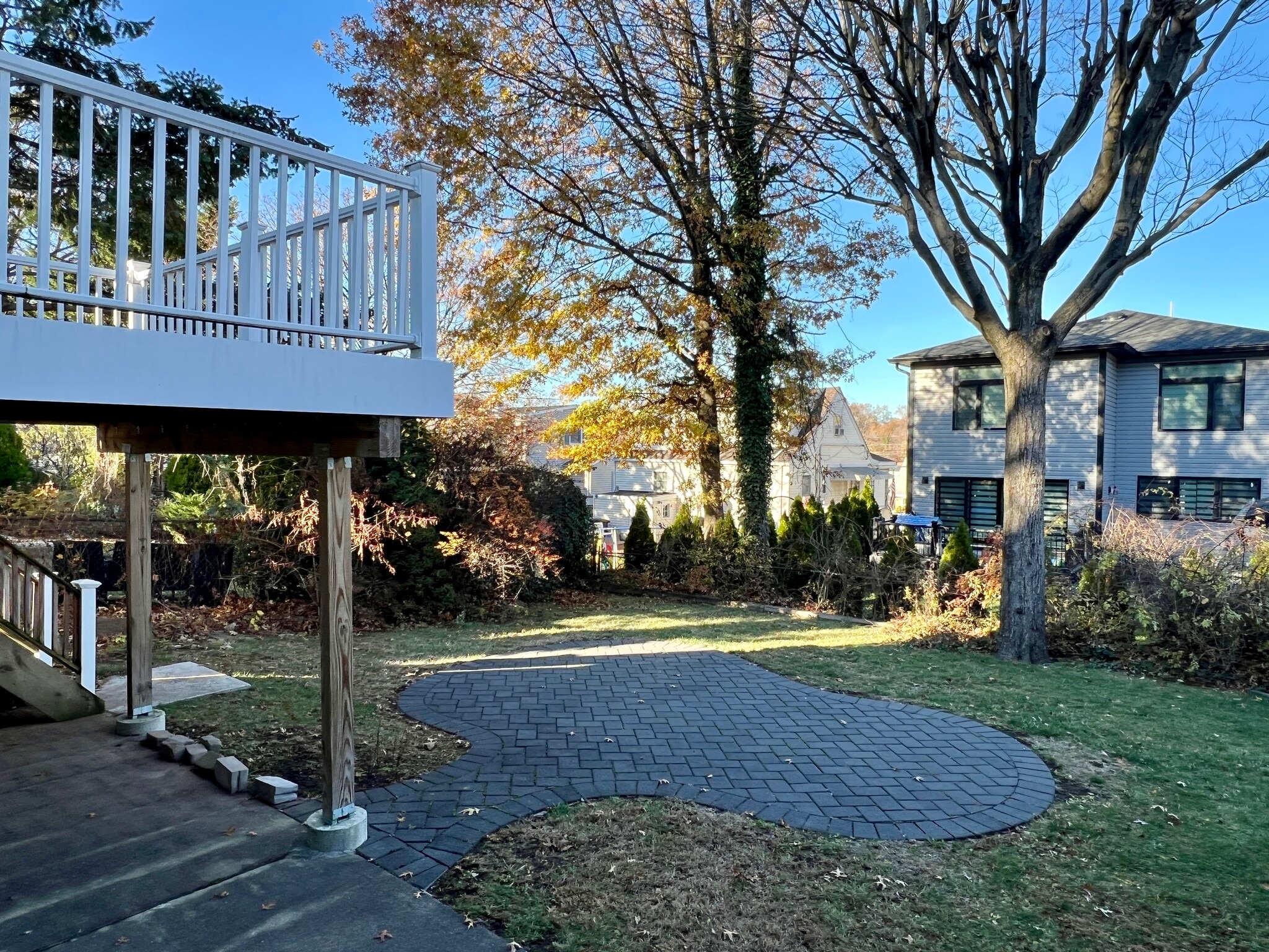 Building Photo - 80 Franklin Ave