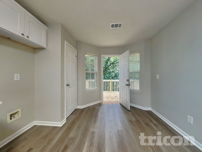 Building Photo - 11569 Registry Blvd