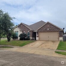 Building Photo - 2401 Fall Leaf Ct