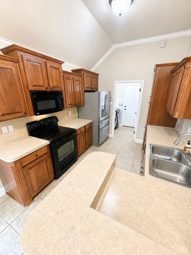 Building Photo - Tuscany Villas Subdivision