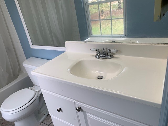 Master Bath - 8513 London Bridge Way