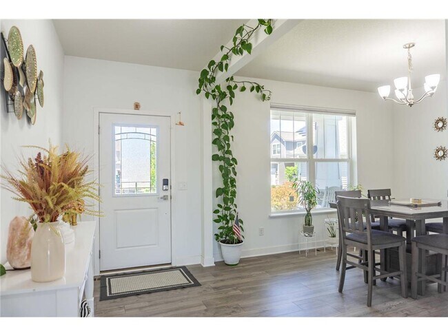 Building Photo - 140X Ironwood Ct