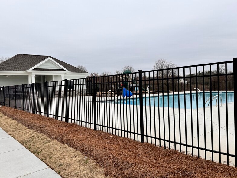 Building Photo - 5037 Markfield Ln