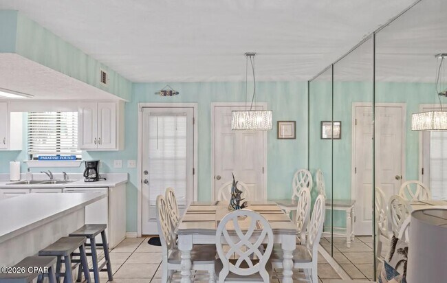 Building Photo - 218 White Sandy Dr