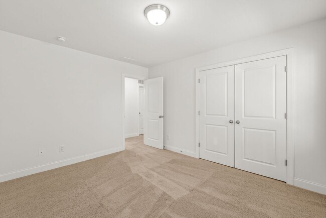 Building Photo - Beautiful Home in Prime Ballantyne Location