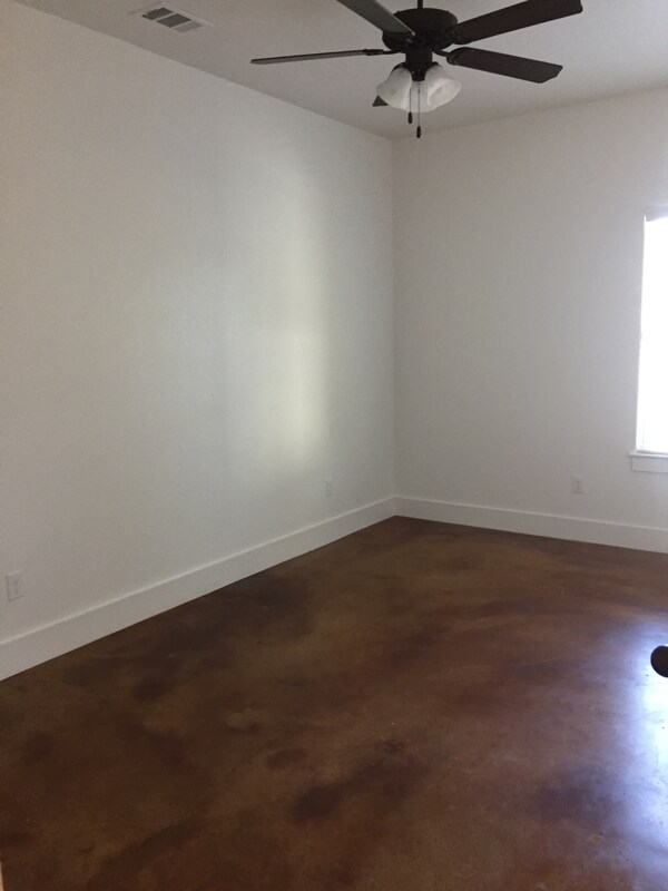 Building Photo - 2610 Burnett Ave