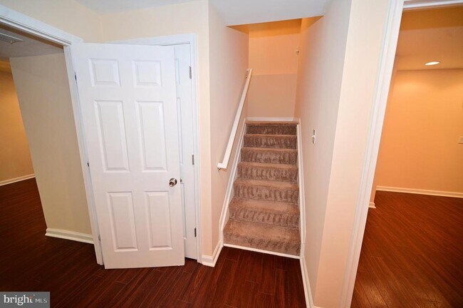 Building Photo - 9100 Goldfield Pl
