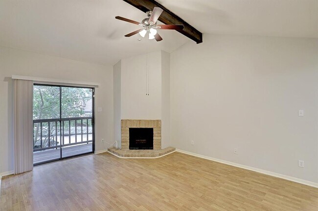 Building Photo - 11711 Memorial Dr