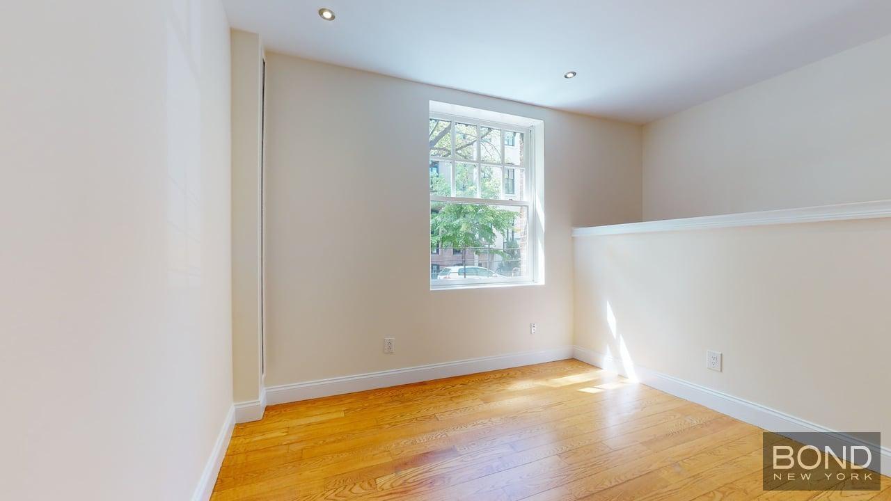 Building Photo - 207-209 West 11th Street