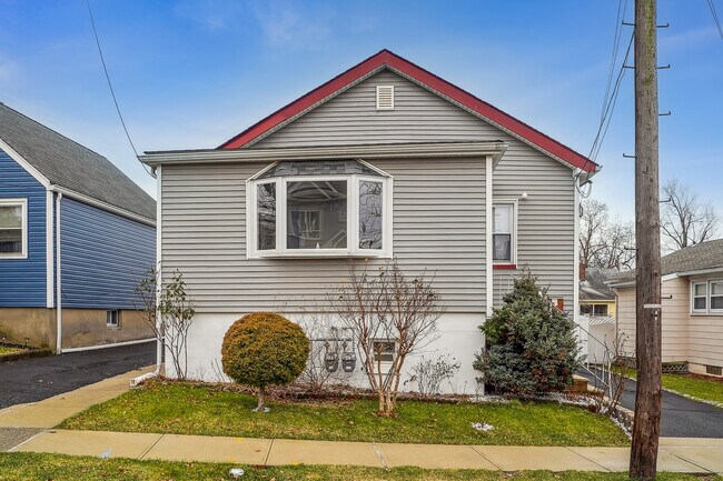 Building Photo - 197 Boston Ave