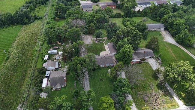 Building Photo - 2910 Mexico Gravel Rd