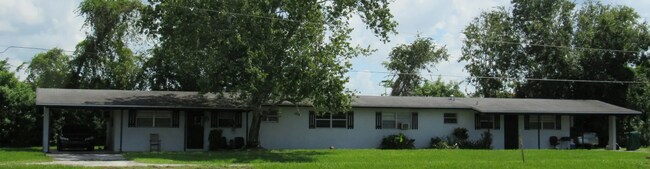 Building Photo - 3262 SW 4th Ave