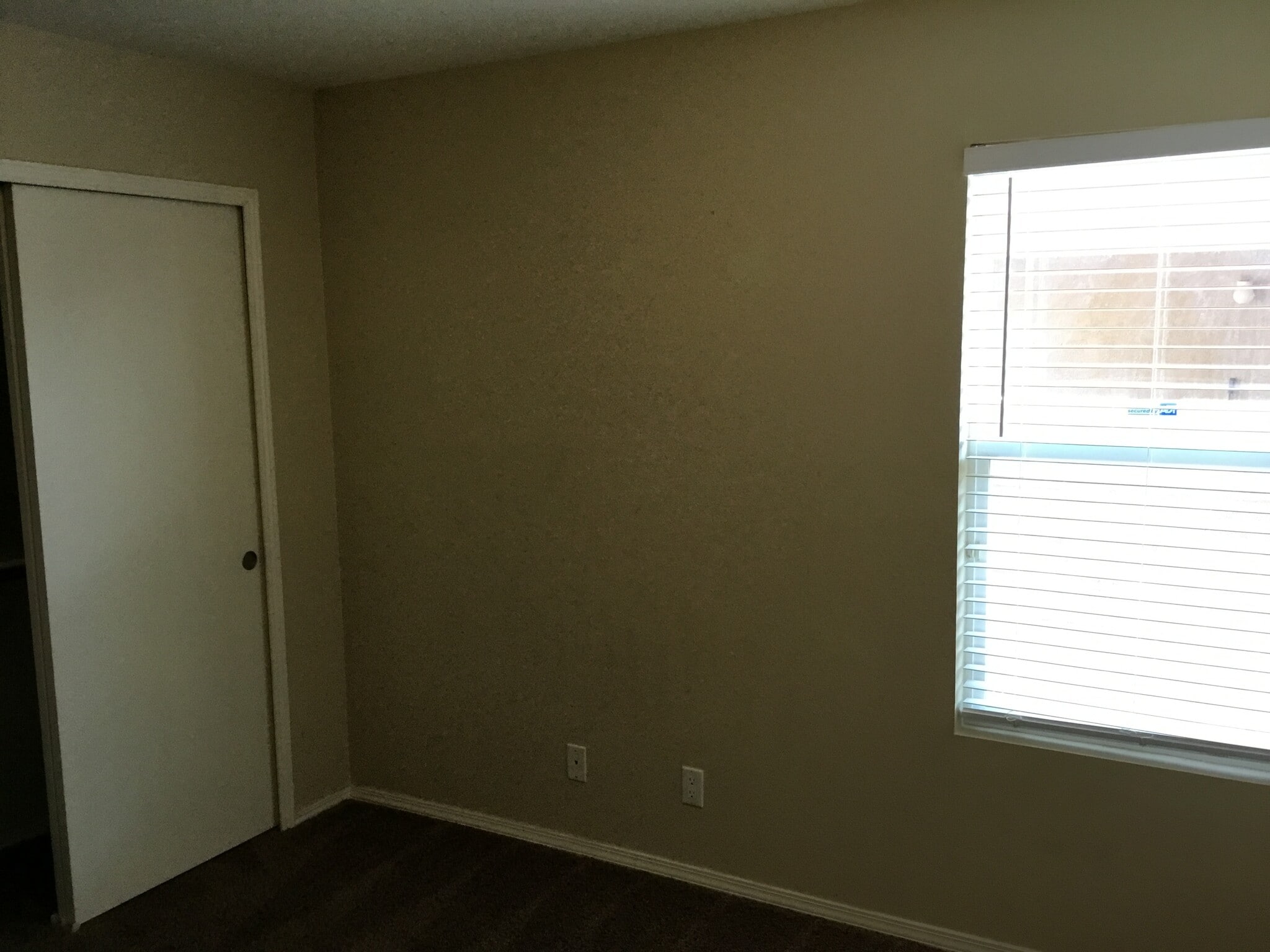 Building Photo - 10215 Calle Chulita NW