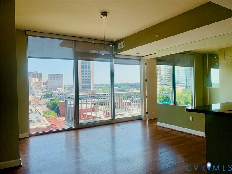 Building Photo - 301 Virginia St