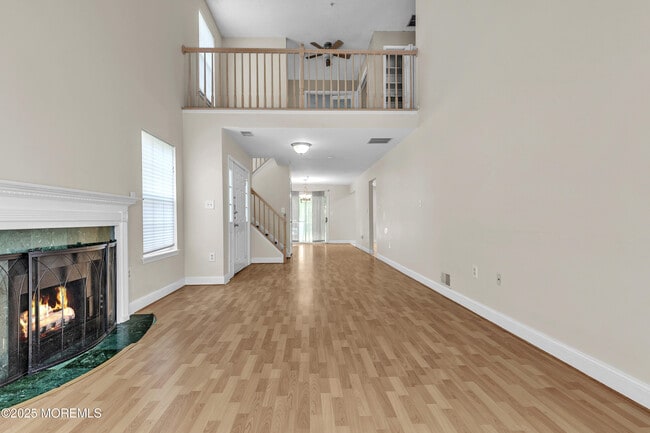 Building Photo - 2106 Grassy Hollow Dr
