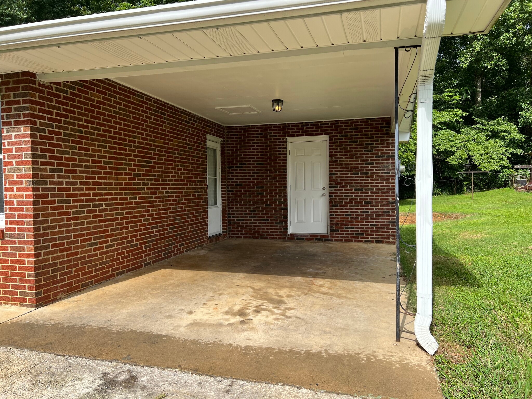 Building Photo - 112 Evergreen Rd