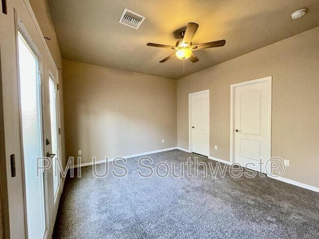 Building Photo - 2259 E Robby