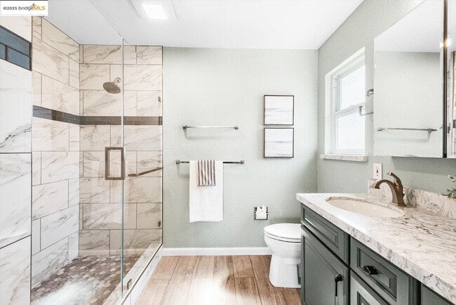 Building Photo - 5575 Marlin Dr